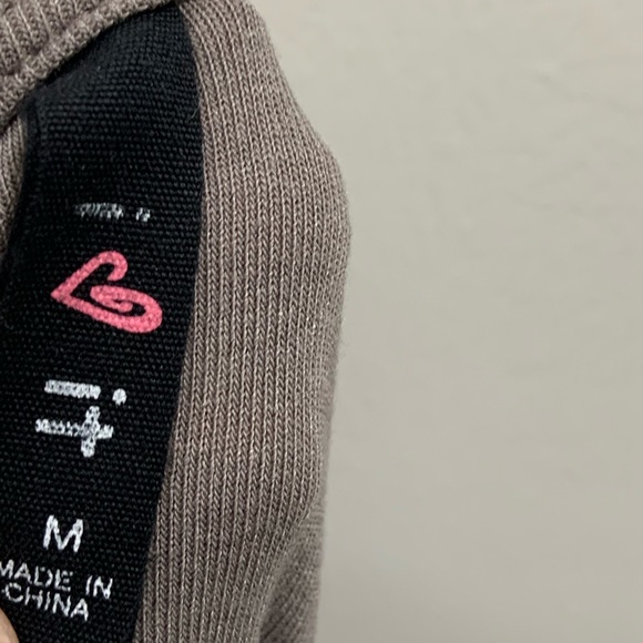 Mauve I❤️it cross over long sleeve top - Picture 4 of 4